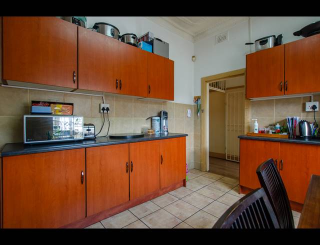 3 BEDROOM FREEHOLD FOR SALE IN BOKSBURG SOUTH